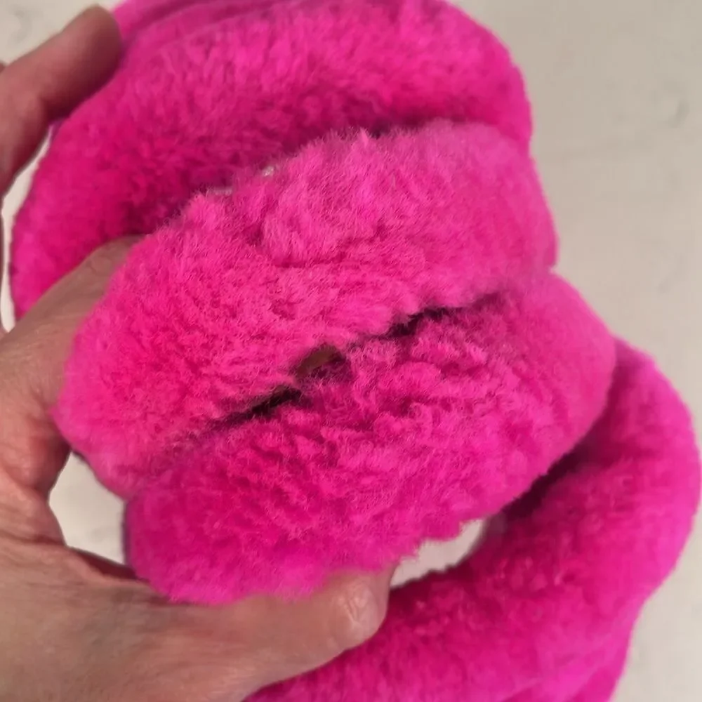 UGG Fluff Yeah Slide Kids Youth Size 4 Rock Rose -Hot Pink